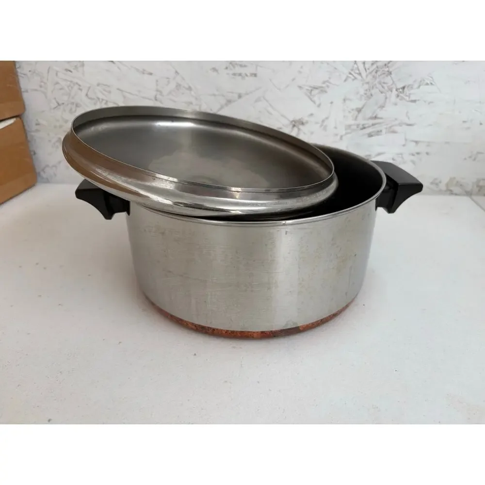 Vintage Revere Ware 1801 copper clad bottom 4 1/2 qt stock pot and lid